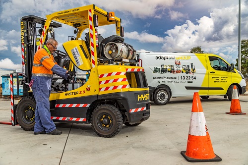 old forklift breakdown Adaptalift Service LR (55 of 88)
