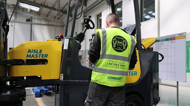 Combilift 2m social distancing Combilift 2m social distancing