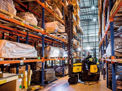 4 Changes to Improve Warehouse Efficiency