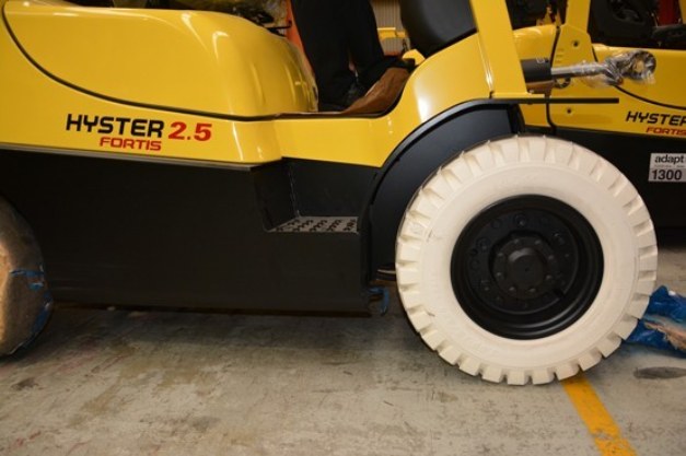Hyster forklift tyres Hyster forklift tyres