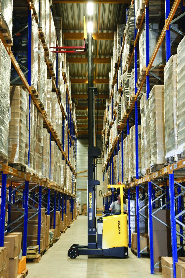 Hyster reach truck Hyster reach truck