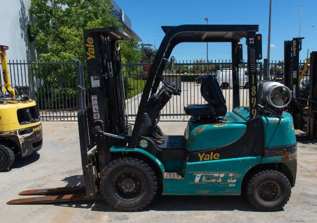 Used Yale forklift