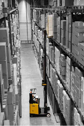 Yale MR Reach Truck Yale MR Reach Truck