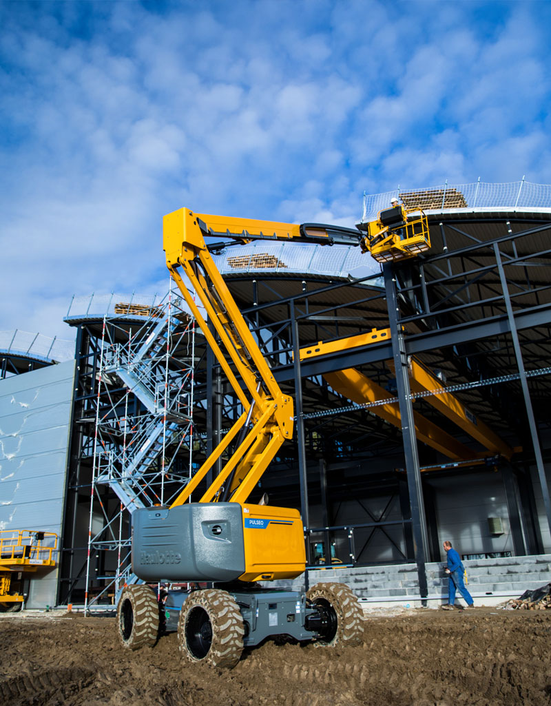 Boom lift action shot1 Boom lift action shot1