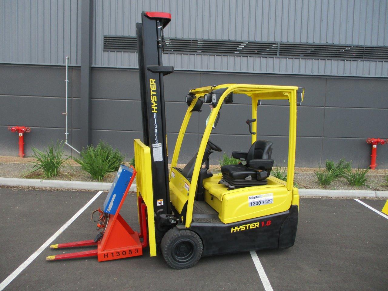 1 8 Tonne Battery Electric Forklift Hire Short Term Rental Adaptalift Group