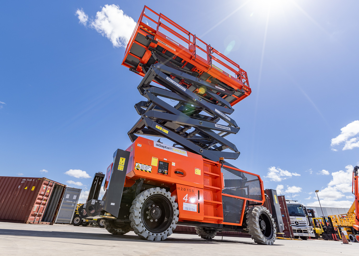 18m Rough Terrain Scissor Lift