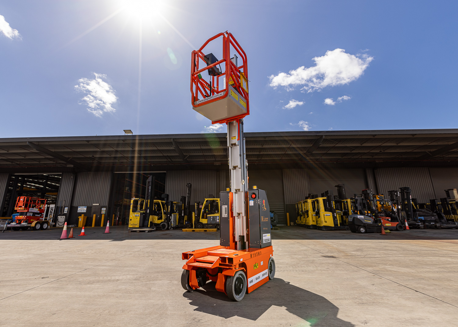 Vertical Mast / Manlift 6-8 Meter Lift
