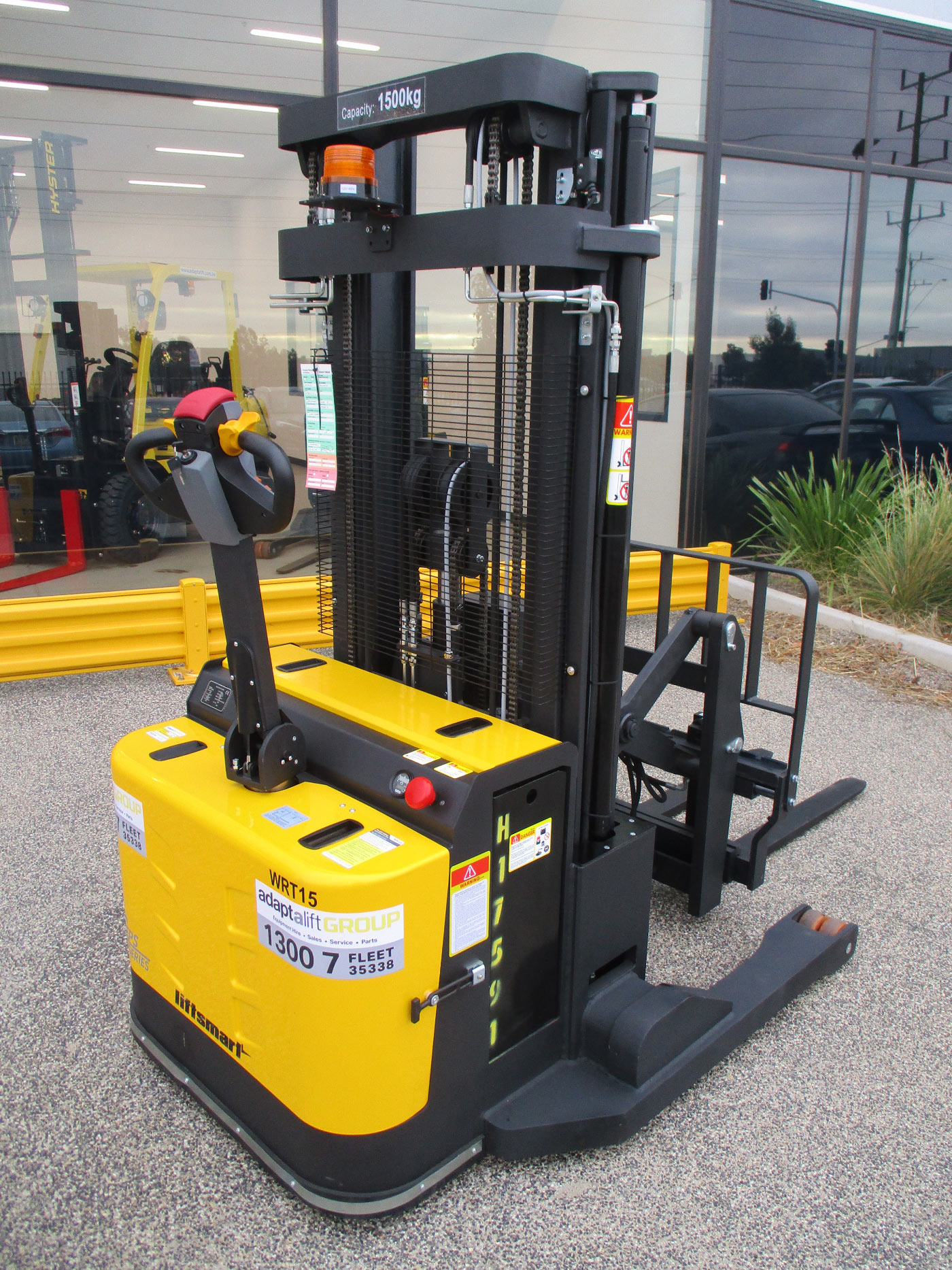 Walkie Reach Stacker Hire