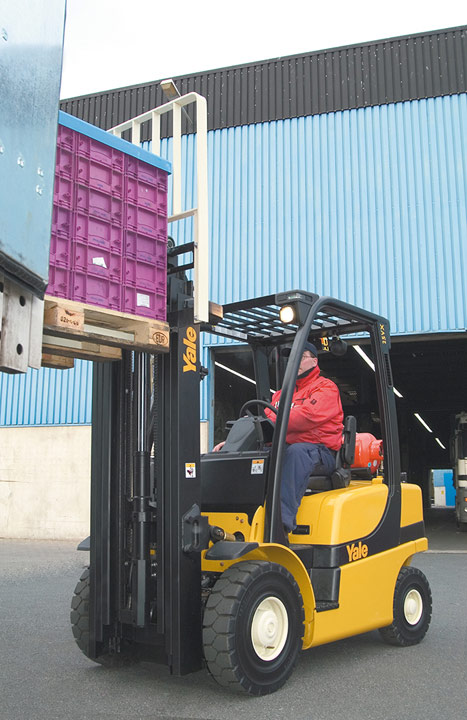Yale GDP/GLP20-35VX Counterbalanced Forklifts
