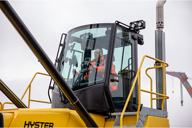 Hyster H8XD-11XD-ECD9 Empty Container Handler