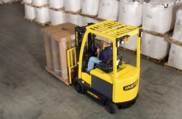 Hyster E45–70XN Electric Forklifts