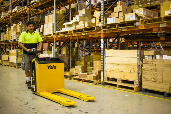 Yale MP20 Pedestrian Pallet Truck