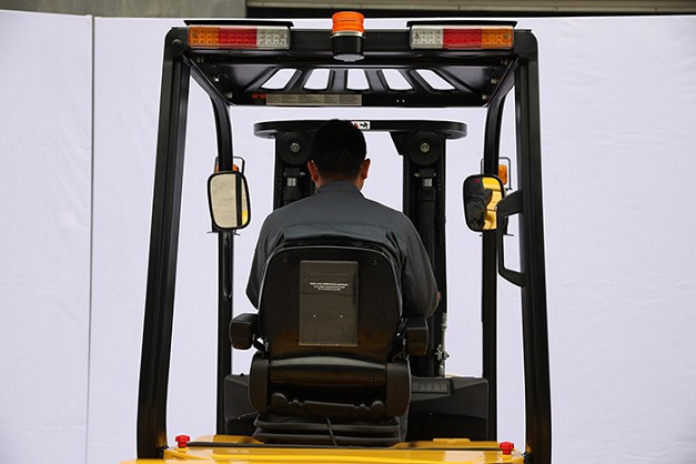 Yale GP20-35UX Counterbalanced Forklifts