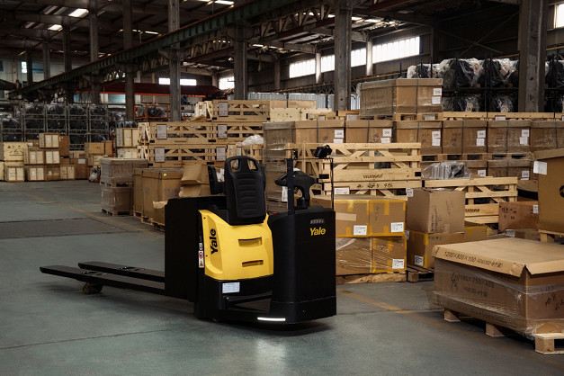 Yale MO2.0-3.0X Low Level Order Pickers