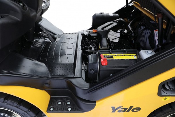 Yale GP50 70UX forklift