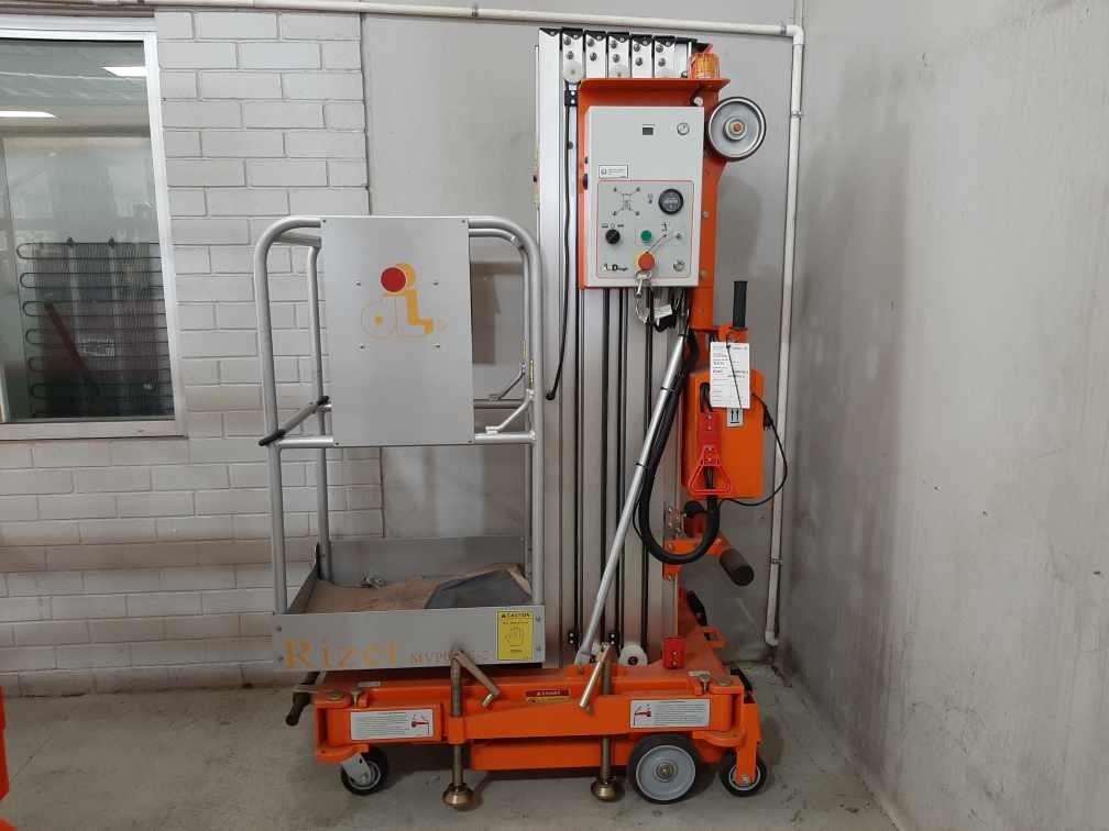 Special Offer: Dingli MVP-2 Mobile Vertical Lift - C104779