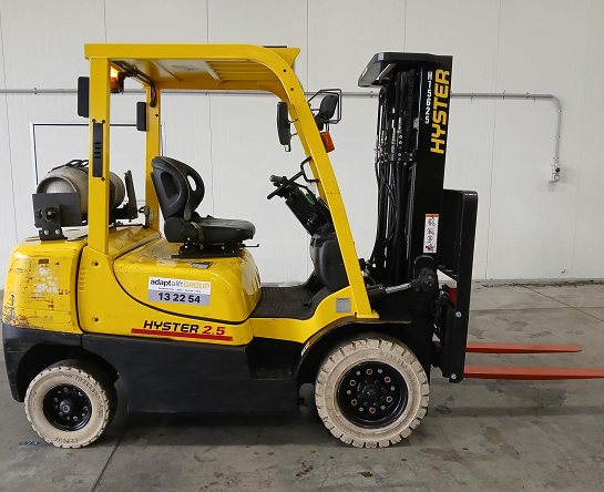 Used Forklift: HYSTER H2.5XT 