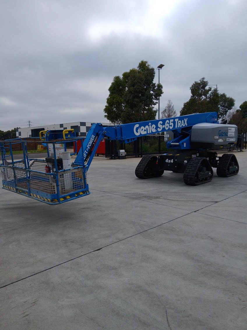 GENIE S65 TRAX