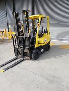 Used forklift: HYSTER H1.8XT