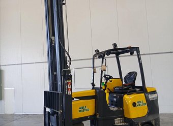 Used Forklift Special: AISLE-MASTER 20WHE