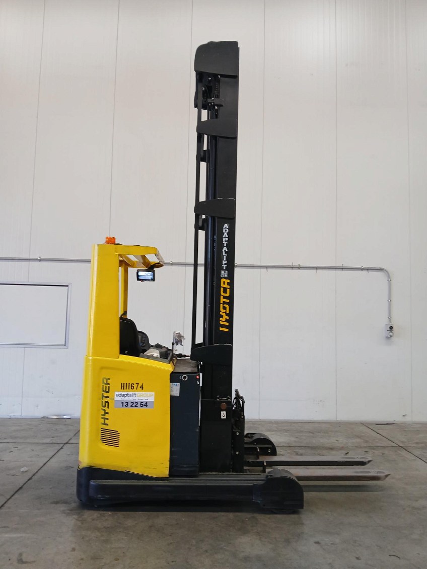 Used Equipment: HYSTER R2.0HD 