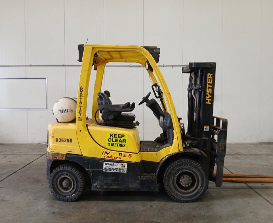 Used Forklift: HYSTER H2.5FT