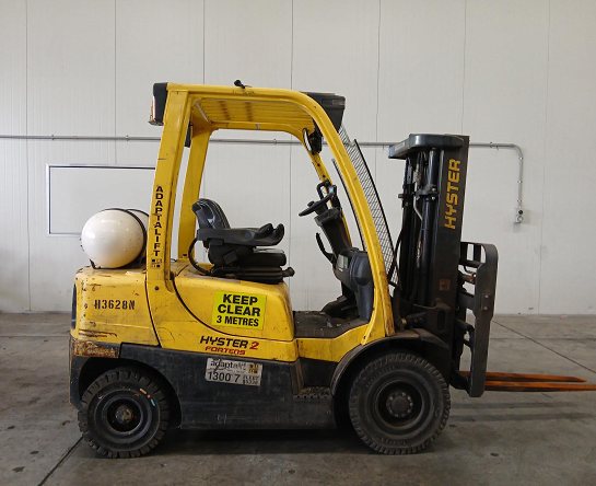 Used Forklift: HYSTER H2.5FT