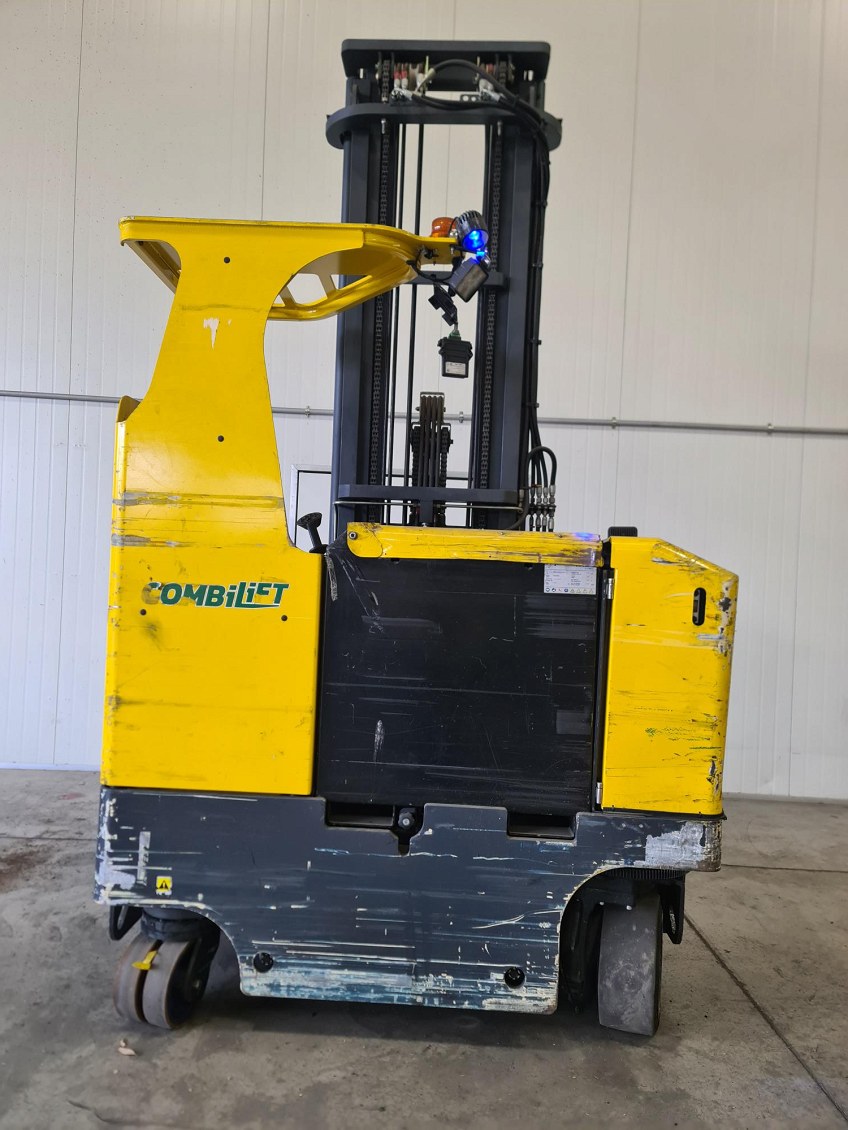 COMBILIFT C2500MR