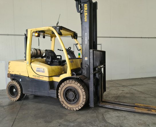 Used Forklift: HYSTER H4.5FT6 