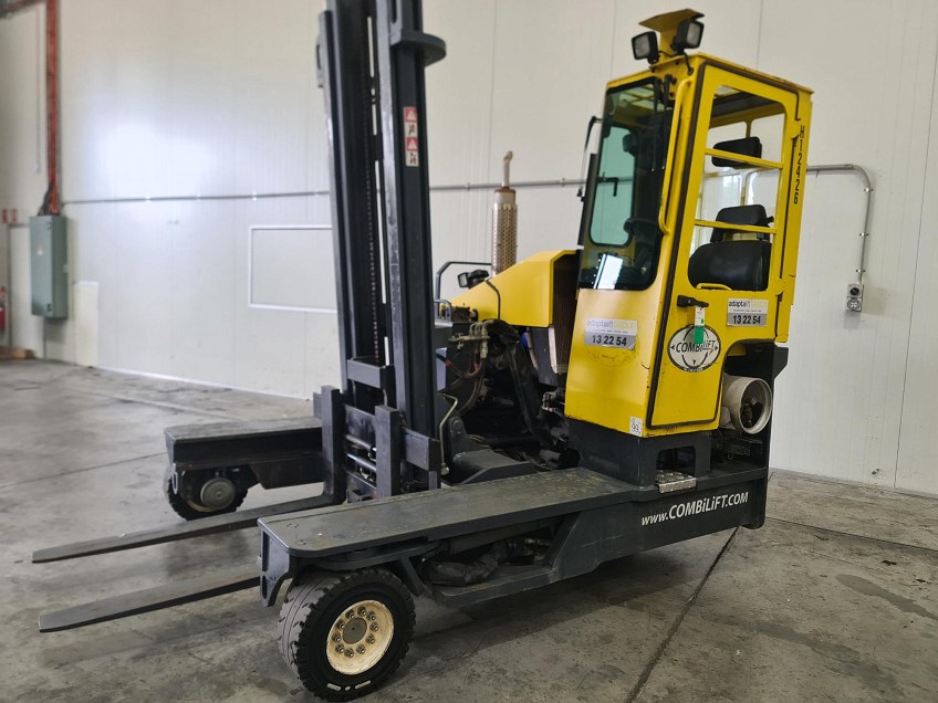 Used forklift: COMBILIFT C5000 