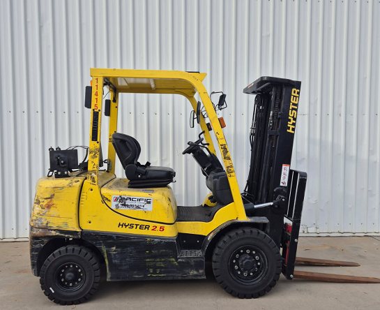Used Forklift: HYSTER H2.5XT 
