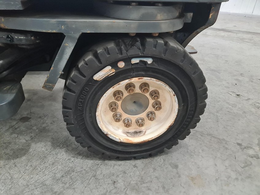 COMBILIFT C5000