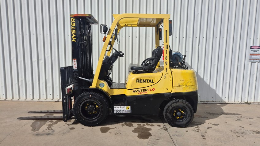 Used forklift: HYSTER H3.0TX 