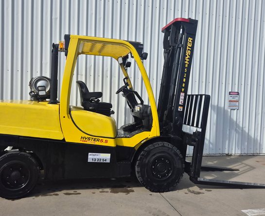 Used Forklift: HYSTER H5.5FT 