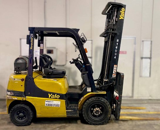 Used Forklift: YALE GLP25RK 