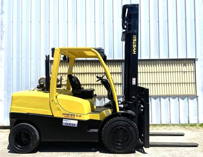 Used Equipment: HYSTER H5.0FT 