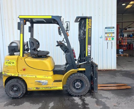 Used Forklift: YALE GLP25TKE 