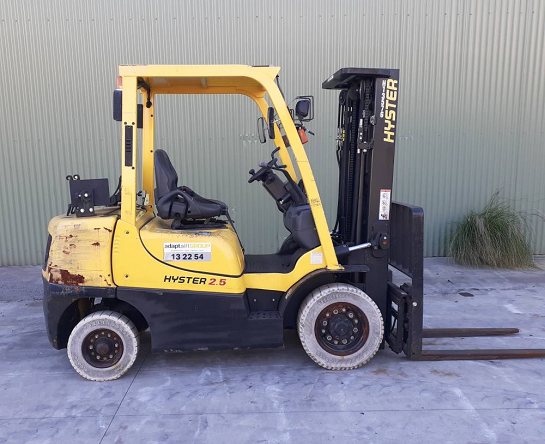 Used Forklift: HYSTER H2.5XT 