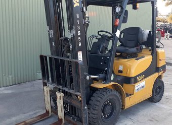 Used Forklift Special: YALE GLP25MX