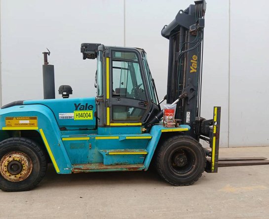 Used Forklift: YALE GDP360EB 