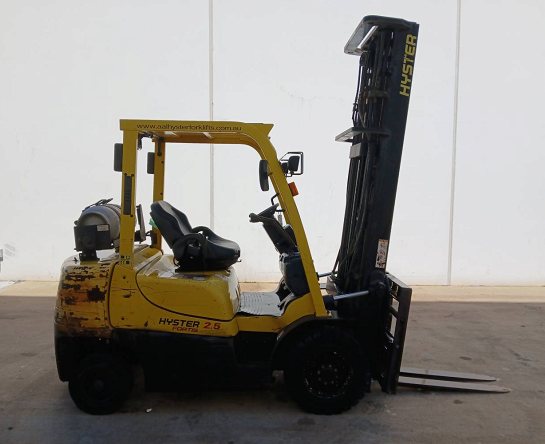Used Forklift: HYSTER H2.5TX 
