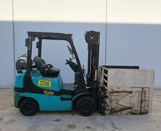 Used Forklift: YALE GLP20AK 