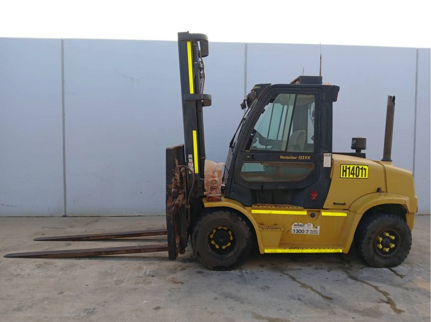 Used forklift: YALE GDP155VX 