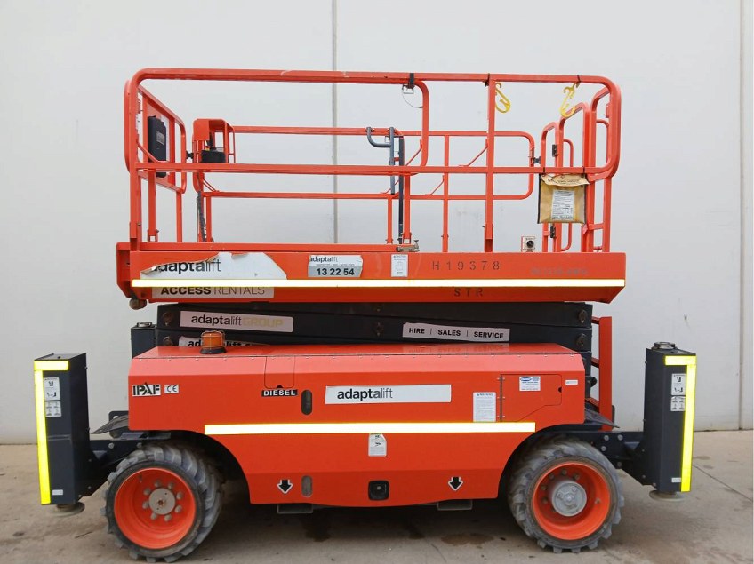 Used forklift: DINGLI SC1218-AWD 