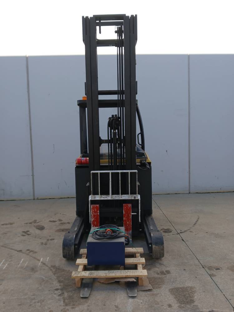 YALE MR16