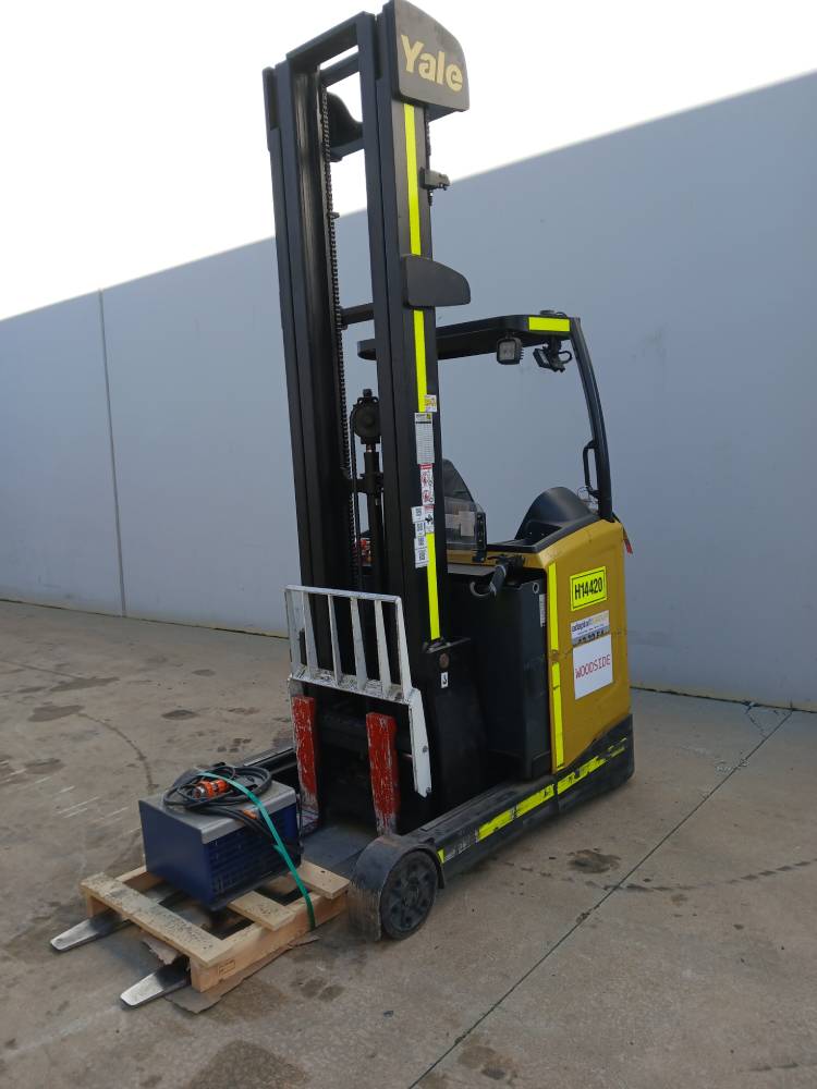 YALE MR16