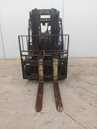 Used forklift: YALE GDP50VX