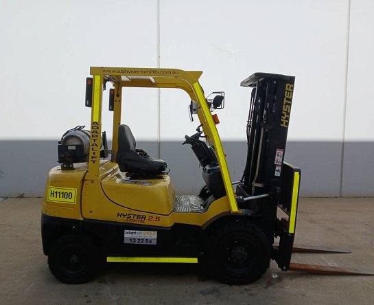 Used Forklift: HYSTER H2.5TX 