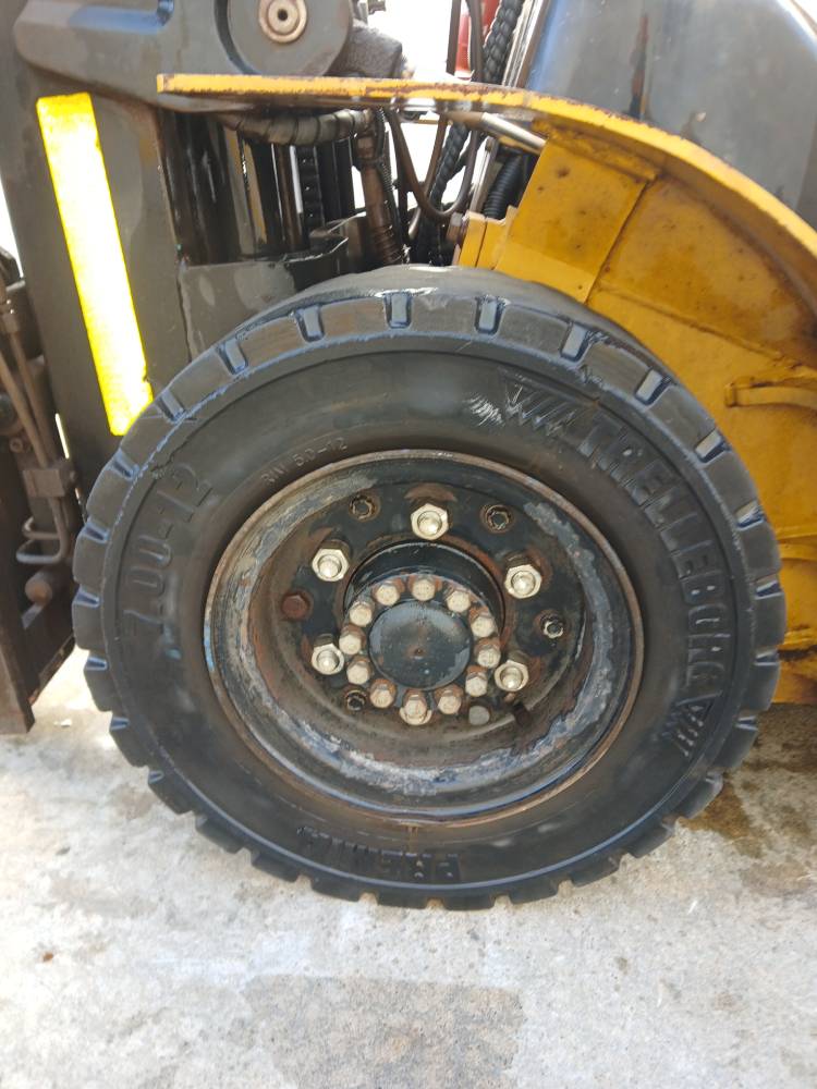 YALE GDP25UX