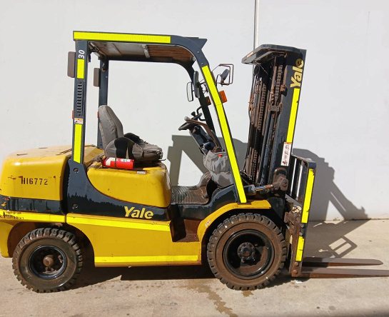 Used Forklift: YALE GDP30MX